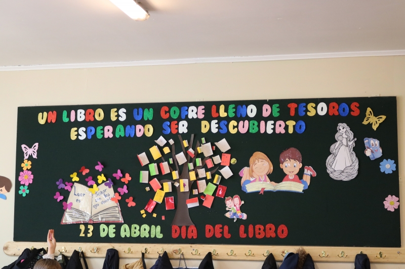 Diarios Murales Día del Libro